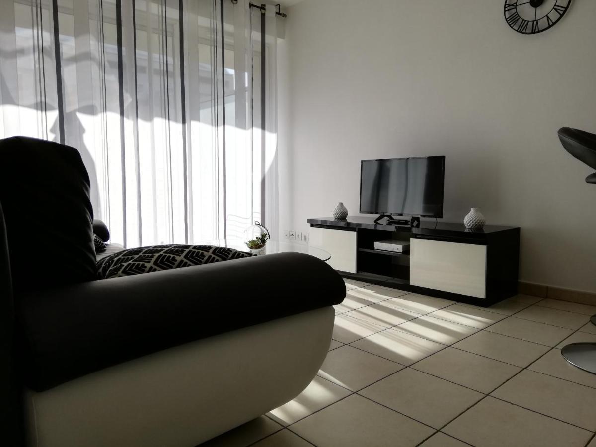 Appartement 2P Et Parking Prive A 50M Des Plages. วิลล์เนิฟ-ลูเบ ภายนอก รูปภาพ